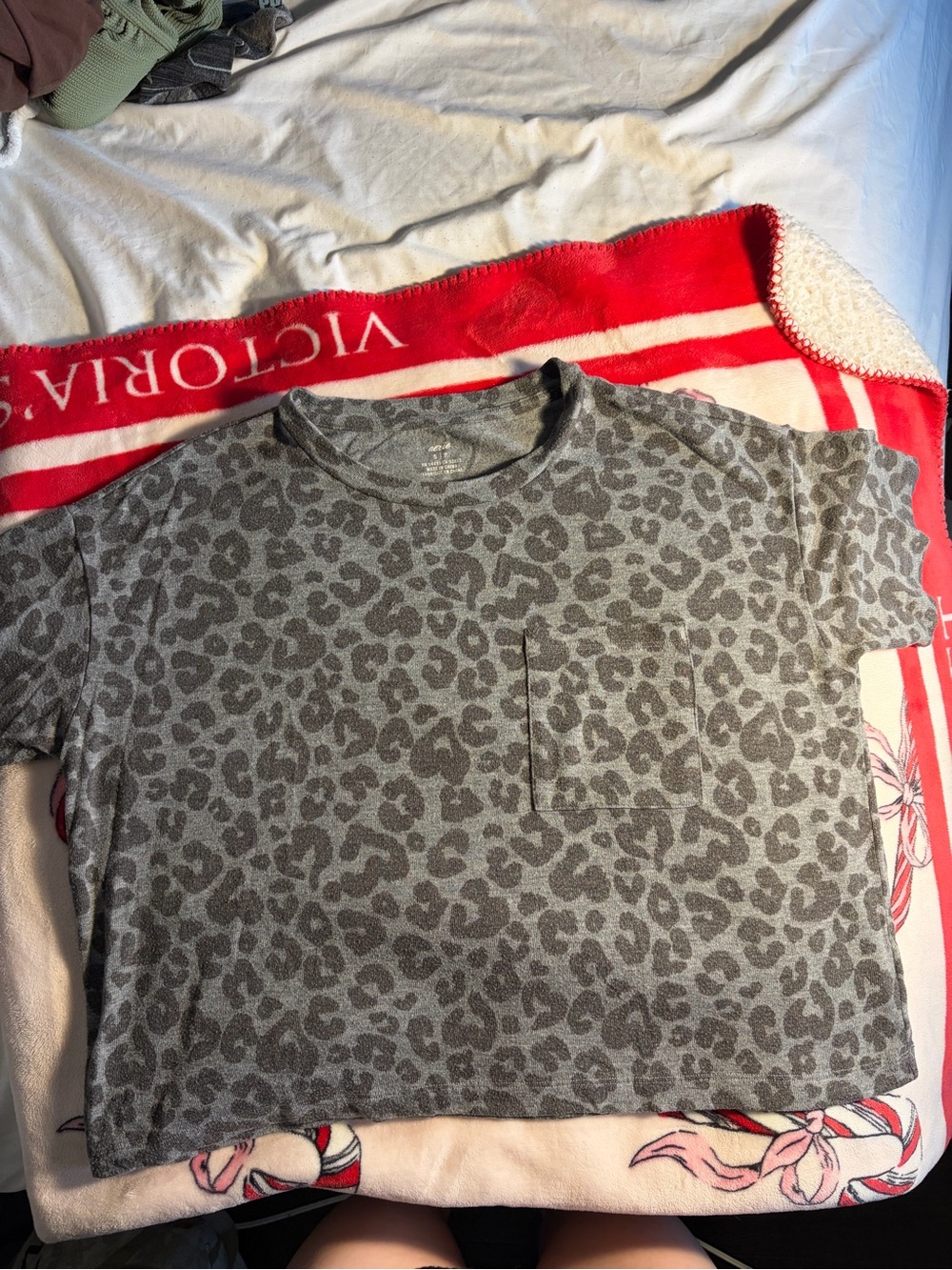 aerie Gray Leopard Print Pocket Tee for Kids